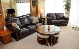 Three-Bedroom Apartment room in Seven Springs Stoneridge 4 Bedroom Standard Condo Ski-In Out! condo