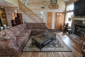 Seven Springs Sunridge 3 Bedrooms Premium Condo, Pet Friendly! condo