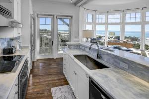 GULF FRONT PENTHOUSE CONDO COMPLIMENTARY GOLF CART 407 Compass Point 1, WaterSound - 3 BR, SLPS 8 condo