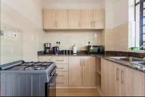 Corner Apt with Self check in.