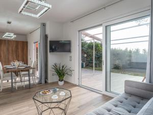 Holiday Home Villa Marzia Mare & Golf by Interhome