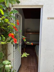 Casinha caiçara em Ubatuba - Praias do Lázaro, Domingas Dias, Sununga, ótima localização