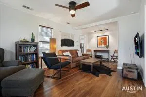 Affordable 3BR Home Near Airport and All Essentials - Montopolis