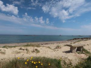 Maisons de vacances Holiday Home Penn Ar Bed - PBA114 by Interhome : photos des chambres