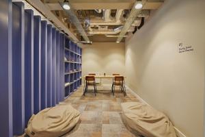 For Students Only Combworks at Aberdeen