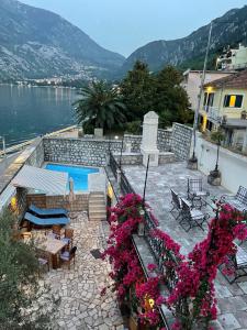 Luxury Waterfront Villa with Private Pool and Private Beach for 12 People