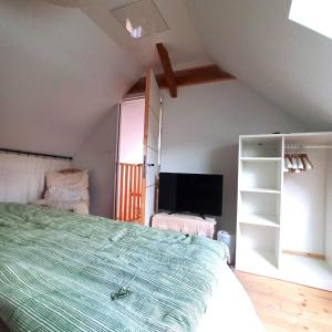 B&B / Chambres d'hotes Chambre dans atelier d'artiste : photos des chambres