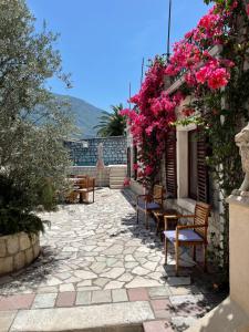 Luxury Waterfront Villa with Private Pool and Private Beach for 12 People