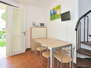 Apartment Villaggio Tivoli-2 by Interhome