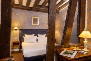 Deluxe  Double or Twin Room room in Relais Hôtel du Vieux Paris