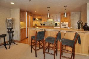 Stunning penthouse with 3,600 sq, ft, of luxury