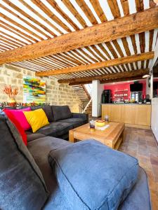 Maisons de vacances Maison de 2 chambres avec terrasse amenagee et wifi a Chateauneuf du Pape : photos des chambres