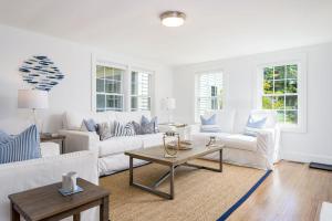 Coastal Comfort Cape Cod Charm Await