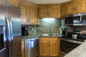 Luxury suite in the heart of Canyons Village