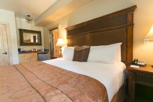 Massive Condo with Views and Rustic Furnishings