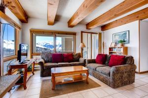 Two-Bedroom Apartment room in View Of Mt Crested Butte And Lifts 2 Br Condo Condo