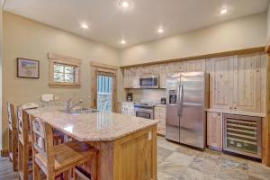 Mountain Thunder M300