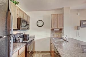 River Mtn Lodge E205