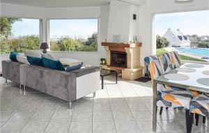 Maisons de vacances Amazing Home In Pleubian : photos des chambres