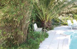 Amazing Home In Pleubian