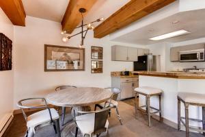 Elegantly Styled Plaza Condo Condo