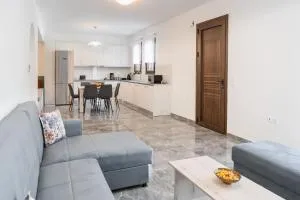 Kastrena House - Asklipiḯon