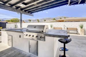 Mtn-View Poolside Oasis! Palm Springs Festival HQ