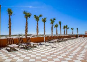 Phoenix Gulf Shores by Brett Robinson Vacations