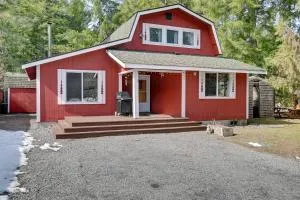 Cozy Ashford Home - 5 Mi to Rainier Natl Park! - Morton