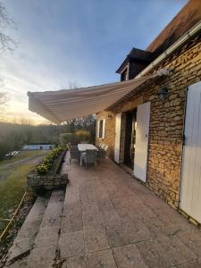 Villas Villa met zwembad Dordogne : photos des chambres