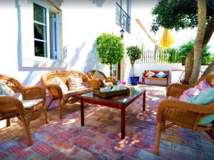 Elegant villa with sea view in Loulé + private pool