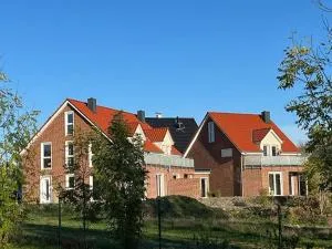 WORKATION Luxury Nature House , 10 min VW , Relax from Work mit Terrasse, Balkon und Parkplatz - Königslutter am Elm