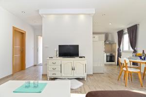 Holiday house with a parking space Galizana, Fazana - 20795