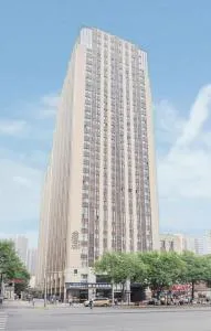 HeSu Designer Hotel & Suites -Near Xi'an Drum Tower and Yongning Gate -Free Laundry Luggage Storage -Kitty Café with Freshly Ground Coffee -24H Front Desk -English Service - 咸阳