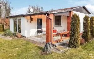 1 Bedroom Ocean Front Home In Loissin - Gahlkow