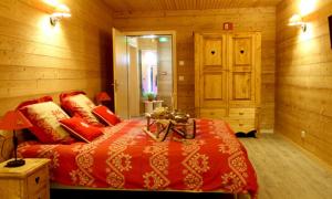 B&B / Chambres d'hotes Chambres d'hotes Couleurs Bois & Spa : photos des chambres