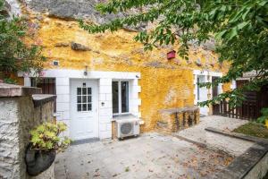 Maisons de vacances Maison troglodyte - Le Cerisier Perche : photos des chambres