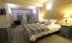 B&B / Chambres d'hotes Chambres d'hotes Couleurs Bois & Spa : photos des chambres