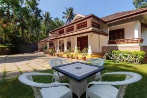 Crystal Homestay by StayVista - 4BR