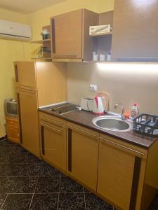 Апартамент Нели