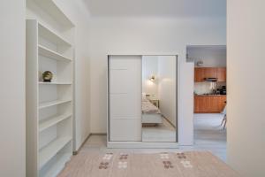 Sophisticated Old town apartment by Polo Apartments