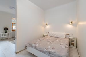 Sophisticated Old town apartment by Polo Apartments