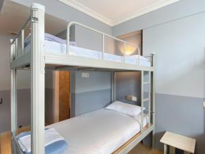 Phòng Tiêu chuẩn dành cho 4 người (Standard Quad Room)