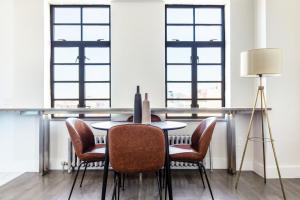 New W Village 2BR w WD Doorman nr Bars NYC-553