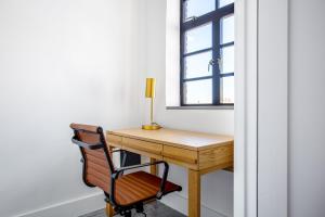 New W Village 2BR w WD Doorman nr Bars NYC-553