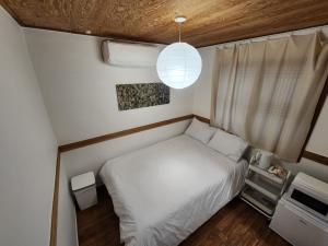 Phòng Giường Đôi Có Phòng Tắm Riêng (Double Room with Private Bathroom)