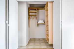 Midtown E 1BR w WD Doorman nr Central Park NYC-532