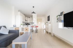 Home2Book Stylish&Comfy Apartment Rambla, Terrace