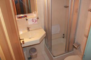 Single Room with Balcony room in Landgasthaus & Hotel Kurfer Hof