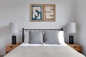 2B w WD Gym Rooftop Steps from T stop BOS-533